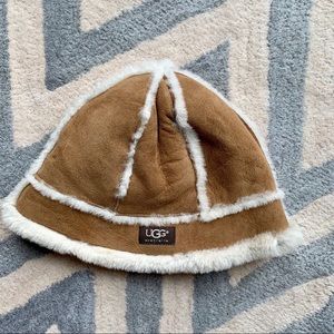 UGG shearling hat Good used Condition